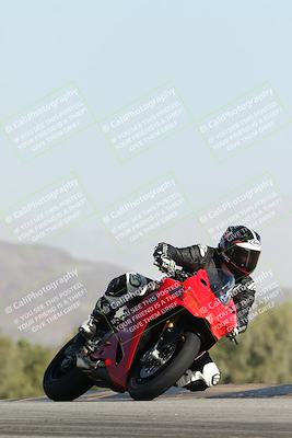 media/Dec-01-2025-Moto Forza (Mon) [[2daa91e15f]]/2-Intermediate Group/Session 2 Turn 9 Entry/